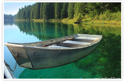 Clear Lake Oregon Fishing Boat (Clear Lake Resort)